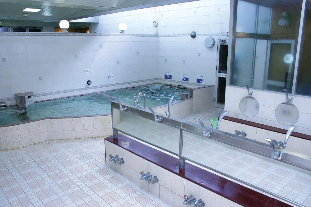 Asukayama Onsen, Tokyo