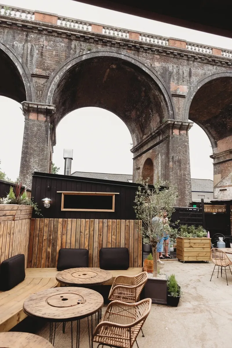 Luna Hut Sauna Café, Brighton